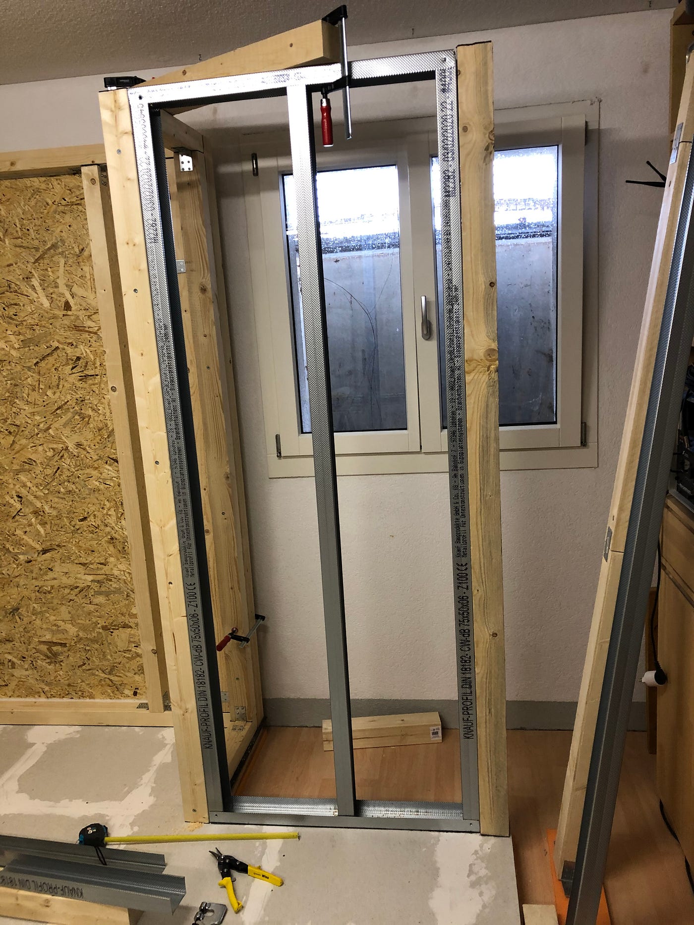 Stand made of metal profiles